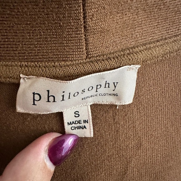 Philosophy sweater gorgeous GUC , Size S - Picture 5 of 5